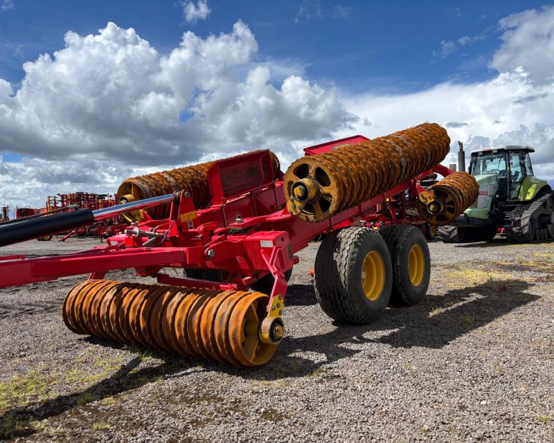 Vaderstad Rexius RS 820 Cambridge