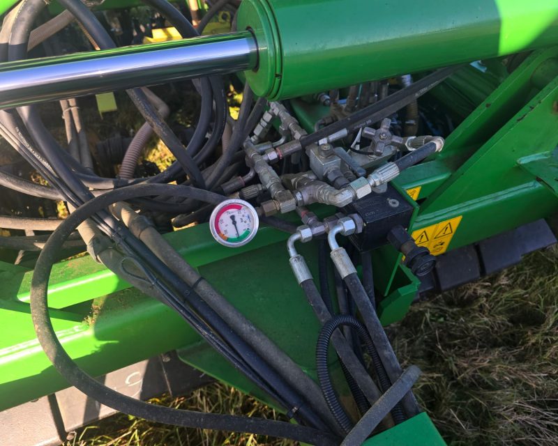 John Deere 750A