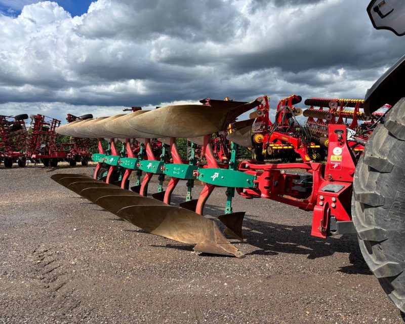 Kverneland 2500S 5+1 plough