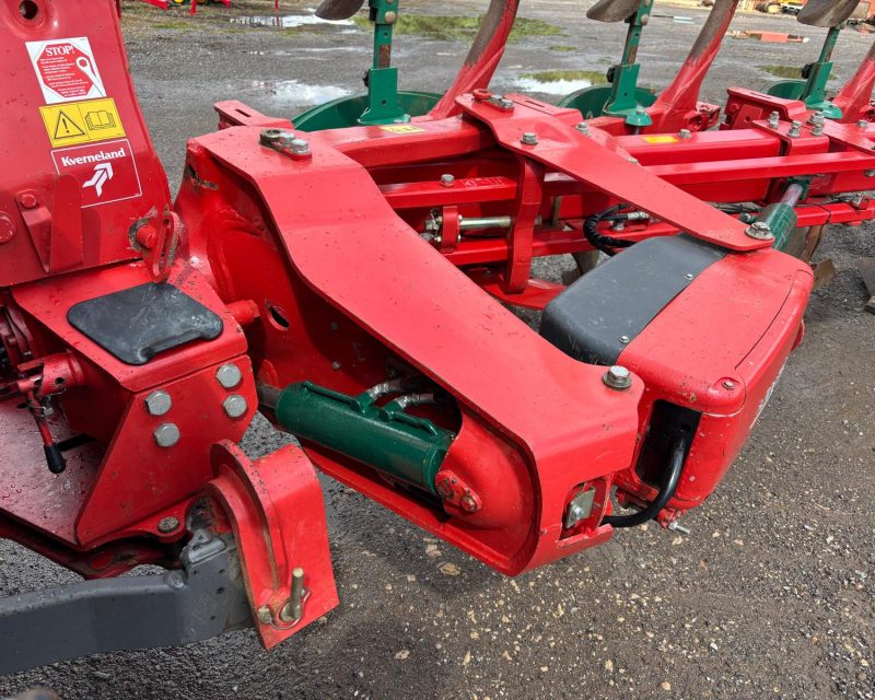 Kverneland 2500S 5+1 plough