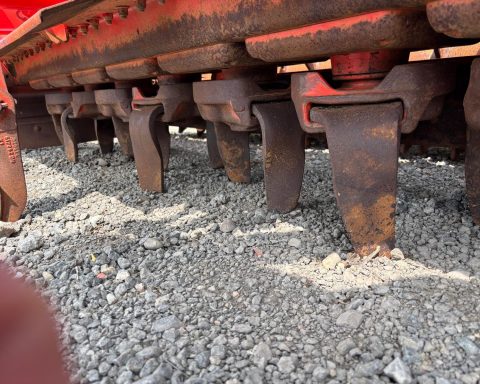 Kuhn HR4004D