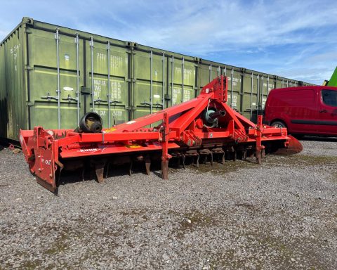 Kuhn HR4004D