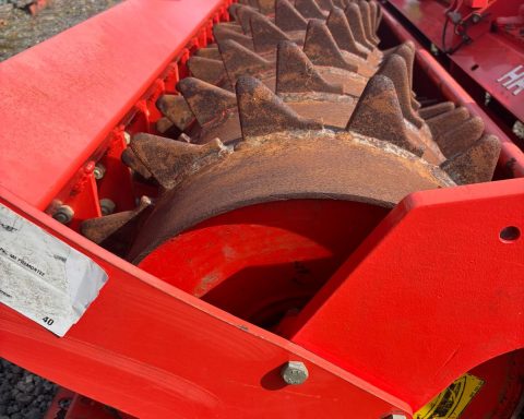 Kuhn HR4004D