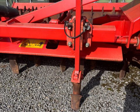 Kuhn HR4004D