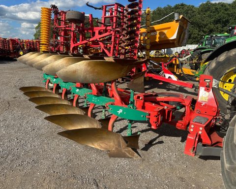 Kverneland 2500S 5+1 plough
