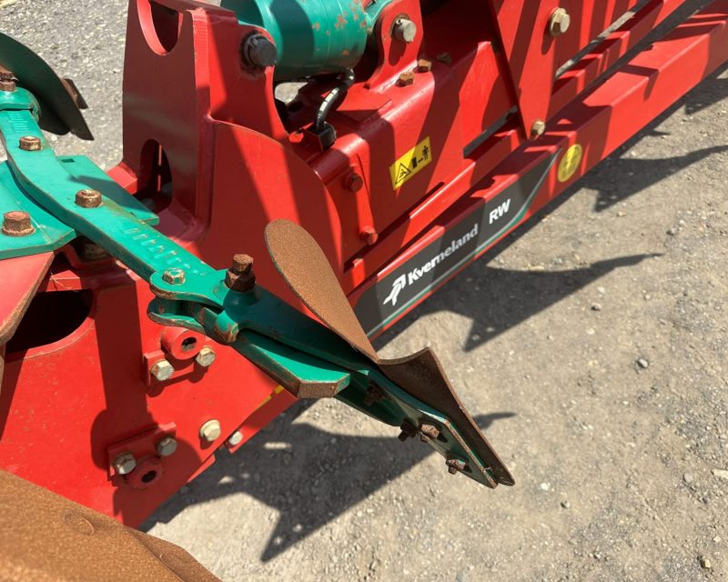 Kverneland RW-100 8+4