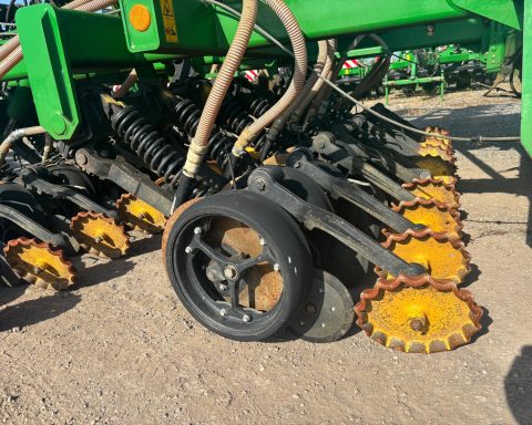 John Deere 750A