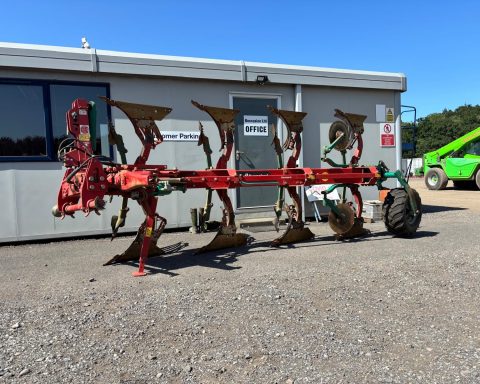 Kverneland RW-100 8+4