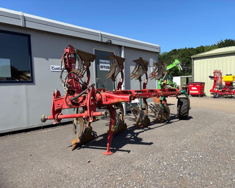 Kverneland RW-100 8+4