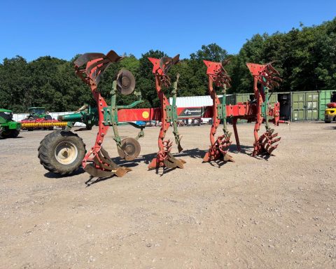 Kverneland RW-100 8+4