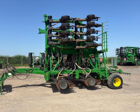 John Deere 750A 6m ProSeries Opener