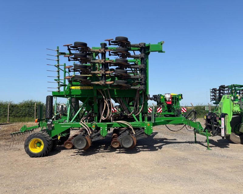 John Deere 750A 6m ProSeries Opener