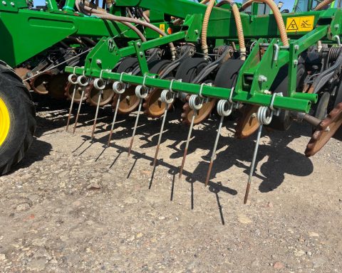 John Deere 750A 6m ProSeries Opener