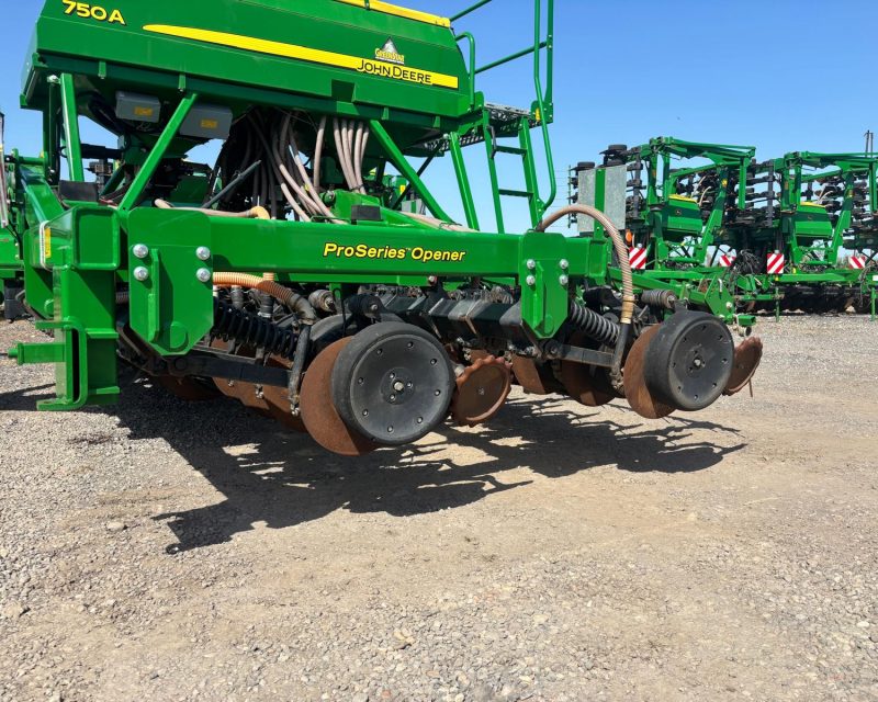 John Deere 750A 6m ProSeries Opener