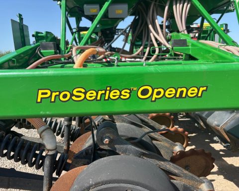 John Deere 750A 6m ProSeries Opener