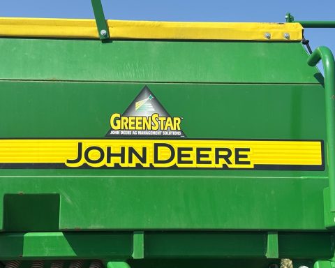 John Deere 750A 6m ProSeries Opener