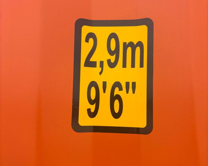 40′ x 8′ Shipping Containers