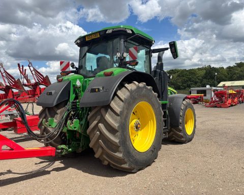 John Deere 8R 370