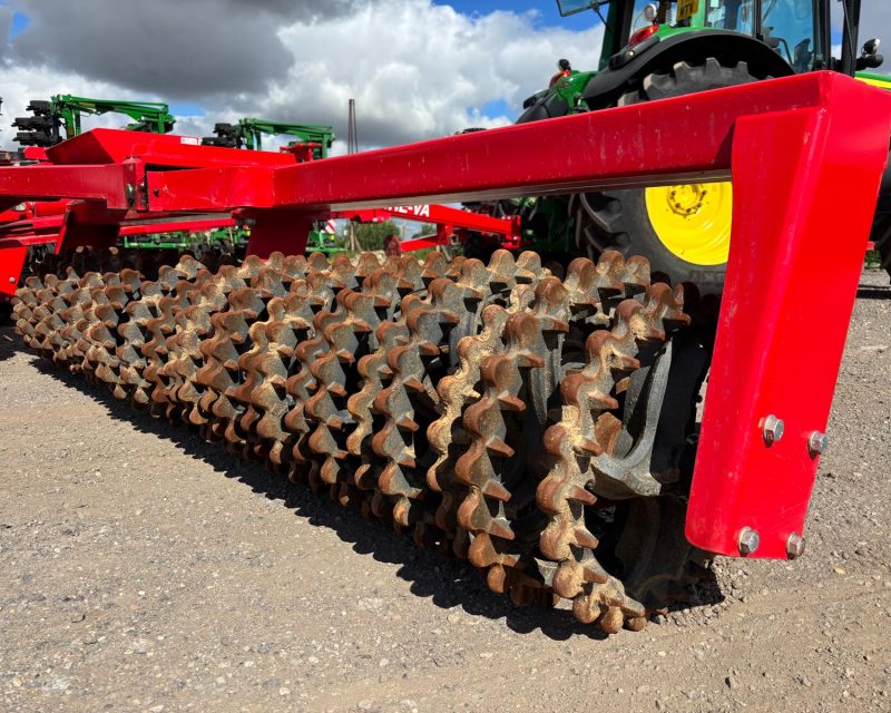 HE-VA 820 Cross Kill Tip Roller
