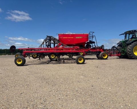Vaderstad Seed Hawk 800C