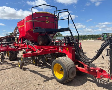 Vaderstad Seed Hawk 800C