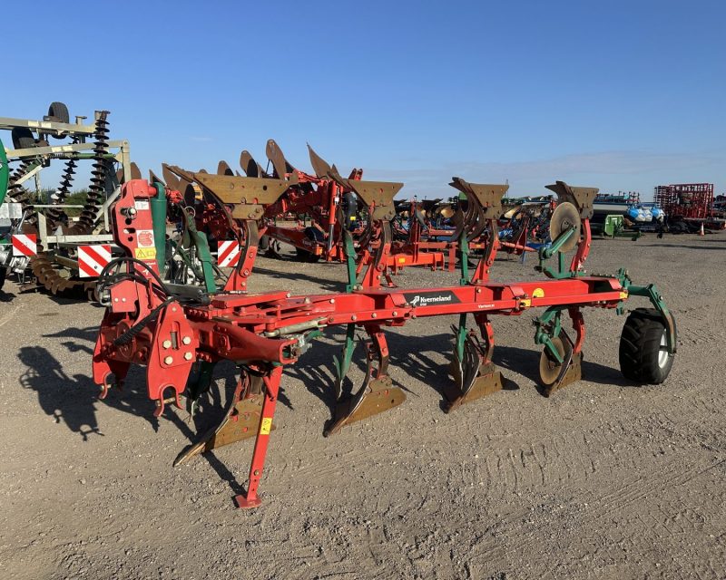 Kverneland RW-100 8+4