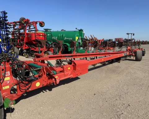 Kverneland RW-100 8+4