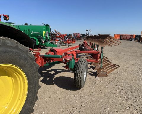 Kverneland RW-100 8+4