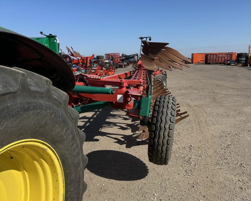 Kverneland RW-100 8+4