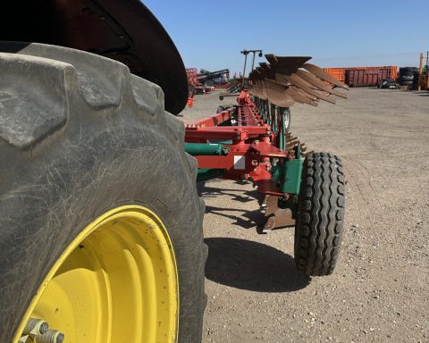 Kverneland RW-100 8+4