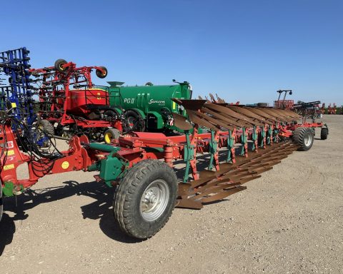 Kverneland RW-100 8+4