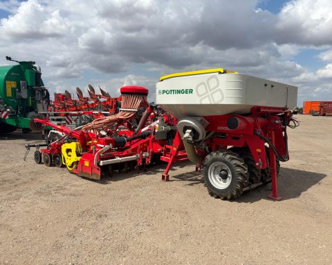 Pottinger Lion 403C / Aerosem 4002 FDD