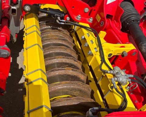 Pottinger Lion 403C / Aerosem 4002 FDD