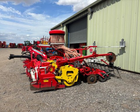 Pottinger Lion 403C / Aerosem 4002 FDD Grain & Fert
