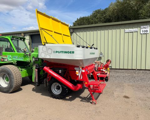 Pottinger Lion 403C / Aerosem 4002 FDD Grain & Fert
