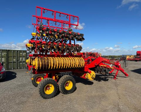 Vaderstad  straw harrow kit for CR650.
