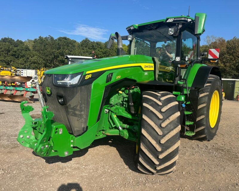 John Deere 8R 370