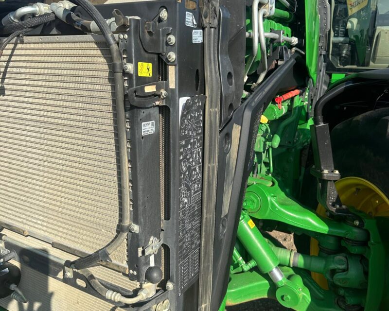 John Deere 8R 370