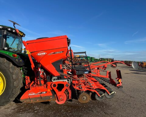 Kuhn HR3030 / Venta 3030 combination