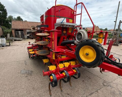 Vaderstad Rapid RDA 400S