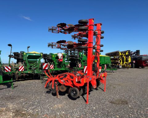 Kuhn Striger 600R Strip-Till
