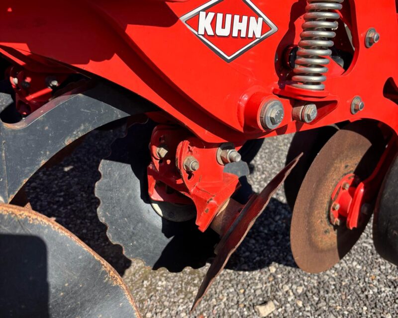 Kuhn Striger 600R Strip-Till