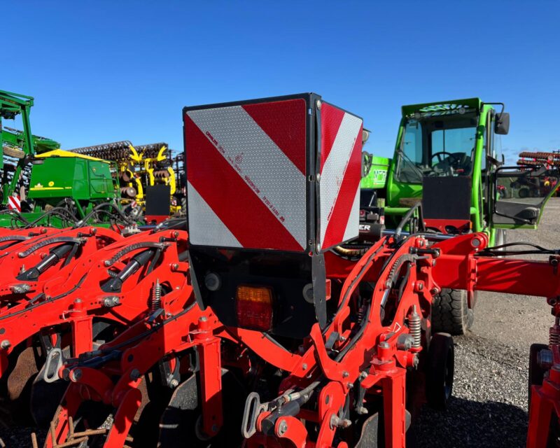 Kuhn Striger 600R Strip-Till