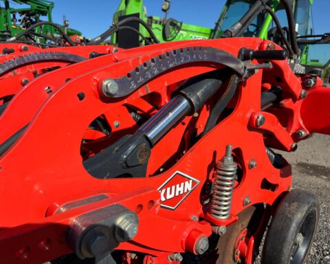 Kuhn Striger 600R Strip-Till
