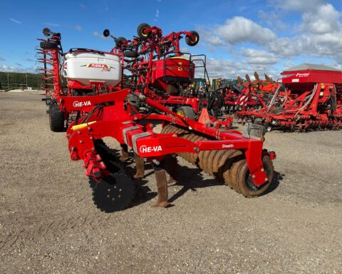 He-va Stealth 300 6 leg subsoiler