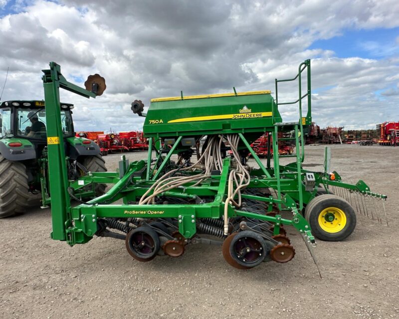 John Deere 750A 6m ProSeries Opener
