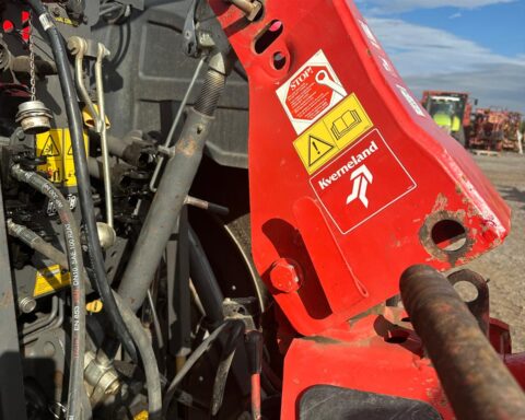 Kverneland 2500S  I-Plough 6f