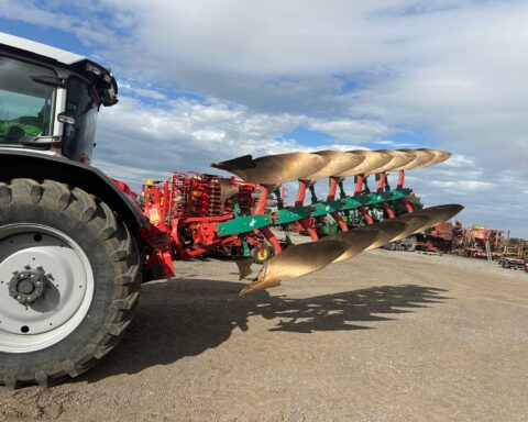 Kverneland 2500S  I-Plough 6f