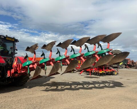 Kverneland 2500S  I-Plough 6f