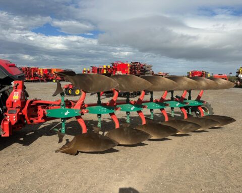 Kverneland 2500S  I-Plough 6f
